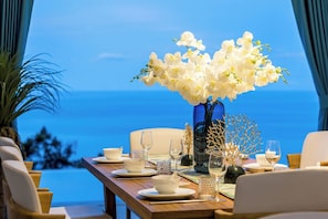 Deluxe Villa, 4 Bedrooms, Sea View, Sea Facing | In-room dining