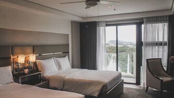 Desk, blackout curtains, free WiFi, bed sheets