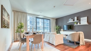 Unclassified image, 4 of 32, button - Maison Privee - Apt w/ Dubai Luxury Experience Nxt to Burj Khalifa (Dubai)