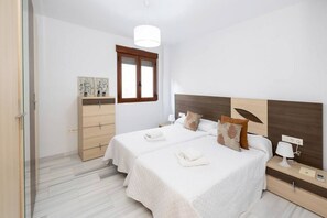 12 chambres, Wi-Fi, draps fournis