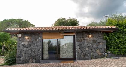 Holiday Home Casetta delle Rose with A/C and Wi-Fi