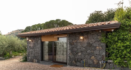 Holiday Home Casetta delle Rose with A/C and Wi-Fi
