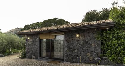 Holiday Home Casetta delle Rose with A/C and Wi-Fi