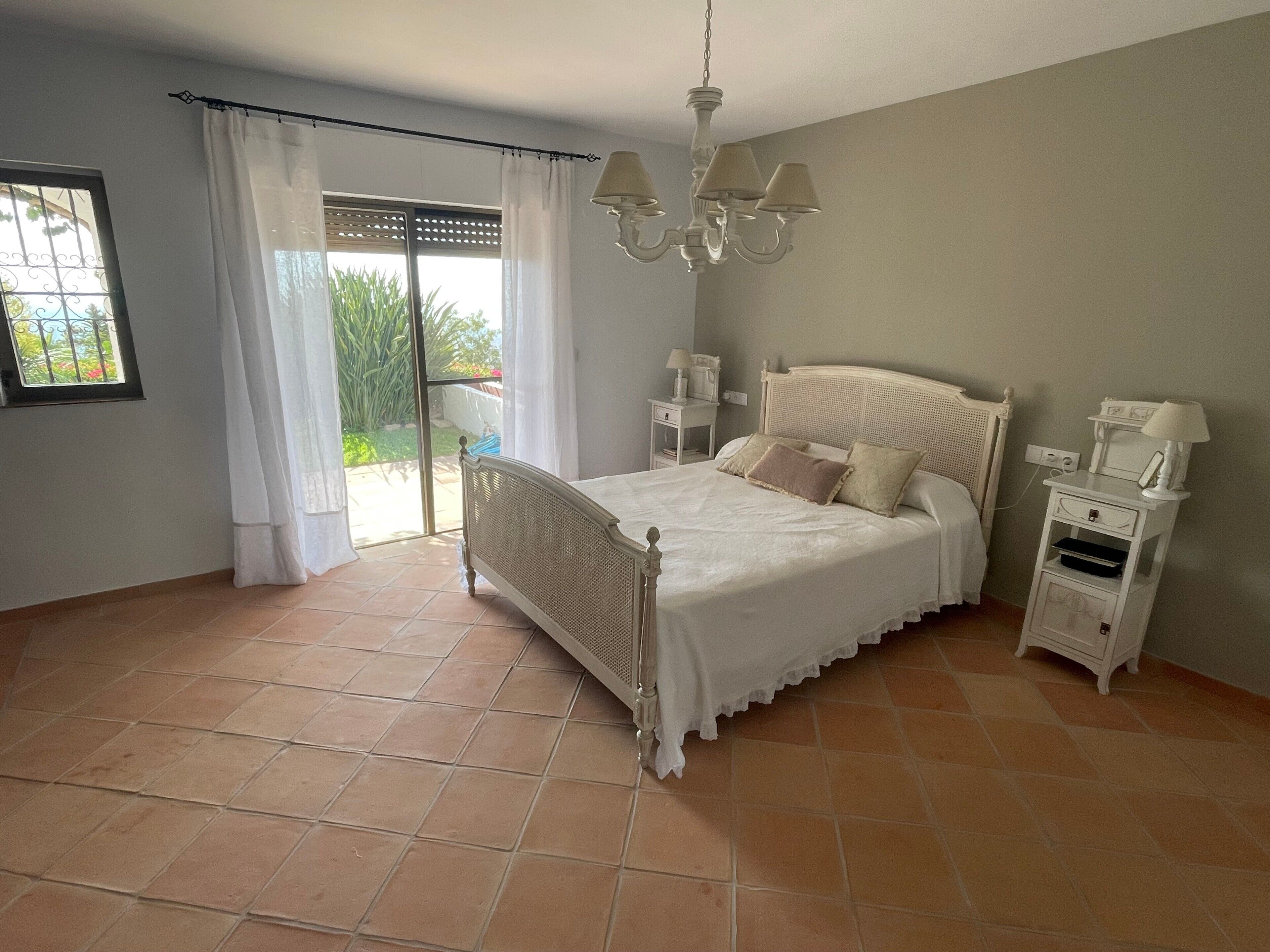 3 chambres, Wi-Fi gratuit, draps fournis