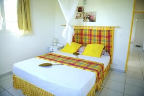 Villa | 3 bedrooms, minibar, in-room safe, blackout drapes