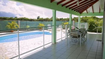 Biệt thự | Ban công