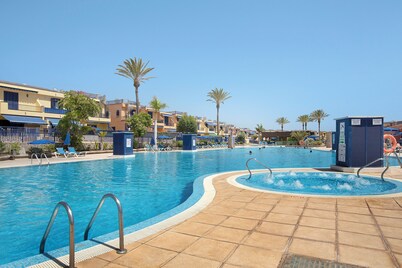 Holiday Home "Villa Bahia Meloneras" with free airport shuttle and parking