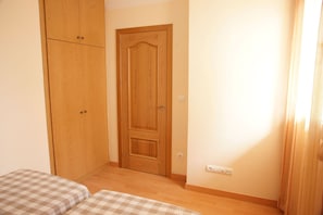 2 chambres, Wi-Fi gratuit, draps fournis