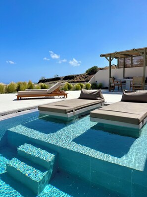 Exterior - Lavadoze Luxury Suites - Adults only (Santorini)