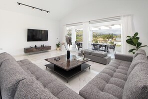 Smart TV - Villa Nikoli in Kolympia (Afandou)