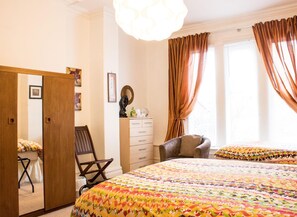 Apartment, Multiple Beds | 3 bedrooms, free WiFi, bed sheets - Stunning 3-bed Apartment in Stroud (Stroud)