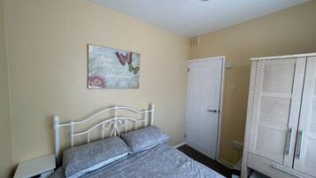 2 bedrooms, free WiFi, bed sheets