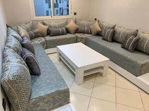 Télévision à écran plat