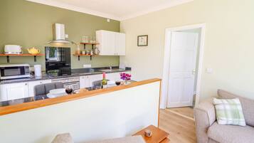 1 bedroom, individually decorated, individually furnished, free WiFi