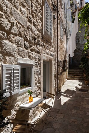 Studio (Studio Apartment) | Außenbereich