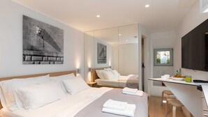 스튜디오 (Studio Apartment)