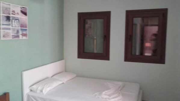 1 bedroom, WiFi, wheelchair access