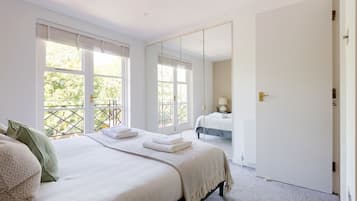 Apartment | 2 bedrooms, individually furnished, cribs/infant beds