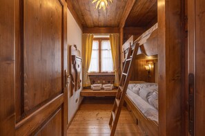 3 chambres, Wi-Fi gratuit, draps fournis