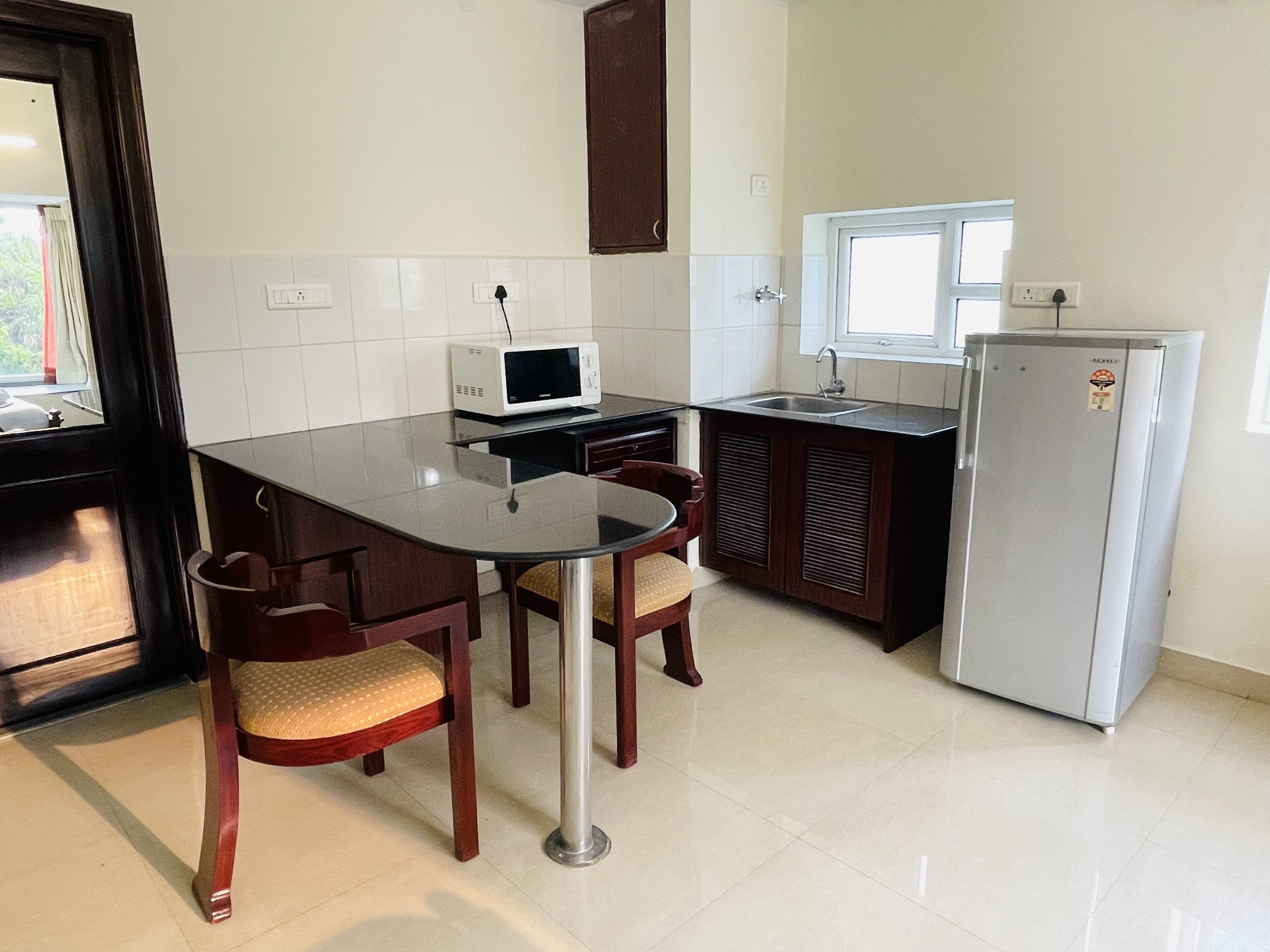 Studio | Private kitchenette | Electric kettle