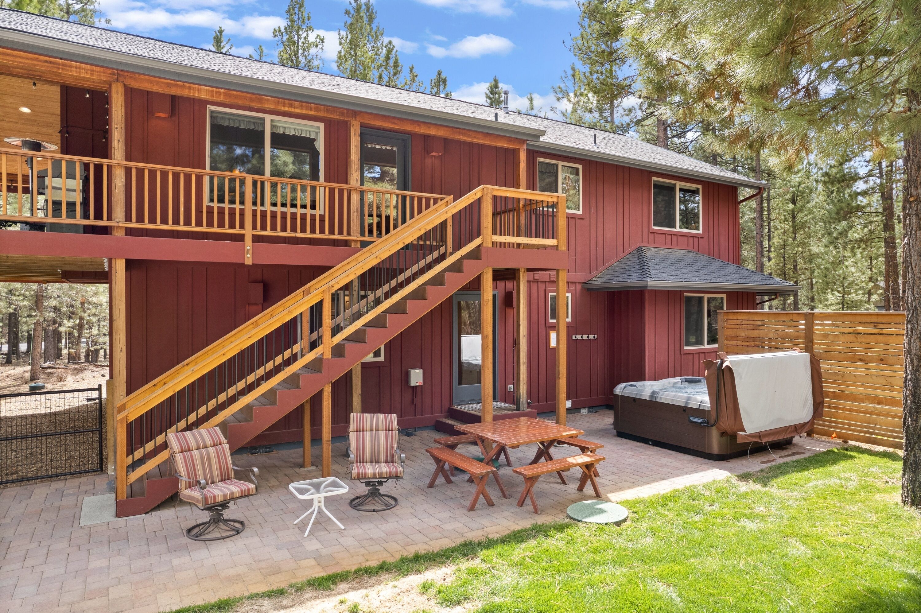 House, 4 Bedrooms | Exterior