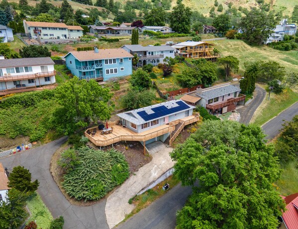 House, 3 Bedrooms | Exterior