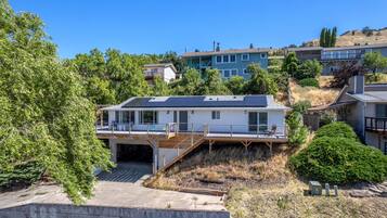 House, 3 Bedrooms | Exterior