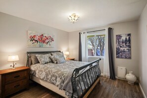 House, 3 Bedrooms | 3 bedrooms, free WiFi - Canyon Cottage 3 Bedroom Home by Redawning (Redmond)