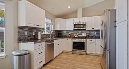 Canyon Cottage 3 Bedroom Home by Redawning