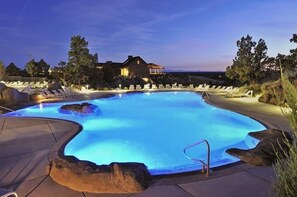 House, 4 Bedrooms | Pool | A heated pool - Juniper Mesa At Brasada 4 Bedroom Home by Redawning (Powell Butte)