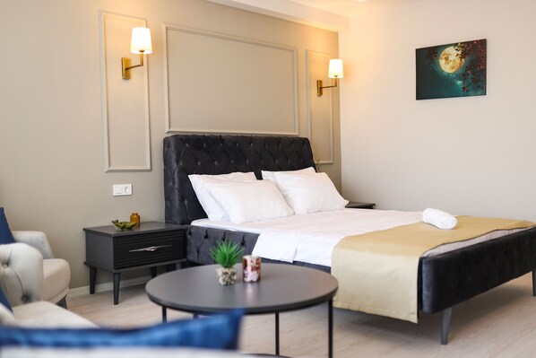 Lakens van Egyptisch katoen, luxe beddengoed, een minibar