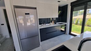 Private kitchen - Betty the boutique bus (Washaway)