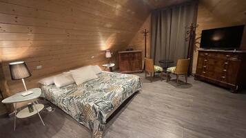 3 chambres, fer et planche Ă repasser, Wi-Fi, draps fournis