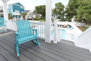 المنطقة المحيطة بالمنشأة