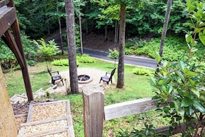 Property grounds - Close to Town • Private Location • Hot Tub • Fire Pit (Murphy)