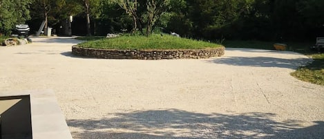 Enceinte de lâhĂ©bergement