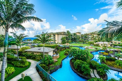 Waipouli Beach Resort Exquisite Oceanview Overlooking the Fantasy Pool