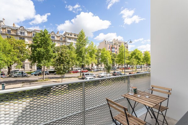 Outdoor dining - Moines - Appartement moderne et confortable (Rennes)