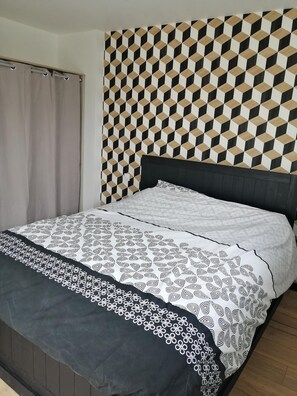 3 chambres, bureau, lit parapluie, Wi-Fi gratuit