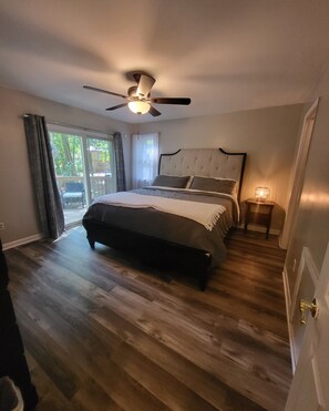 4 bedrooms, memory foam beds, WiFi - Sand & Surf @ 9 Stonemeadow OCEAN PINES (Berlin)