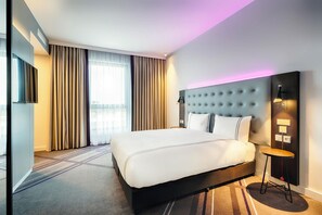 Double Room, Roll-in Shower | Blackout drapes, soundproofing, free WiFi, bed sheets - Premier Inn Berlin Airport (Berlin)