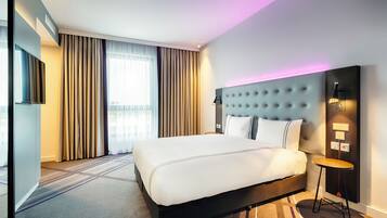 Double Room, Mobility Accessible (Barrier Free Room) | Blackout curtains, soundproofing, iron/ironing board, bed sheets