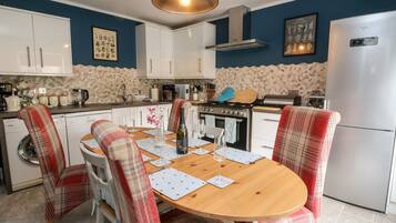 Fridge, dishwasher, electric kettle, toaster