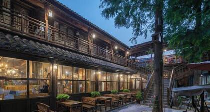 Huajiadi Inn (Taierzhuang Ancient City Scenic Area)