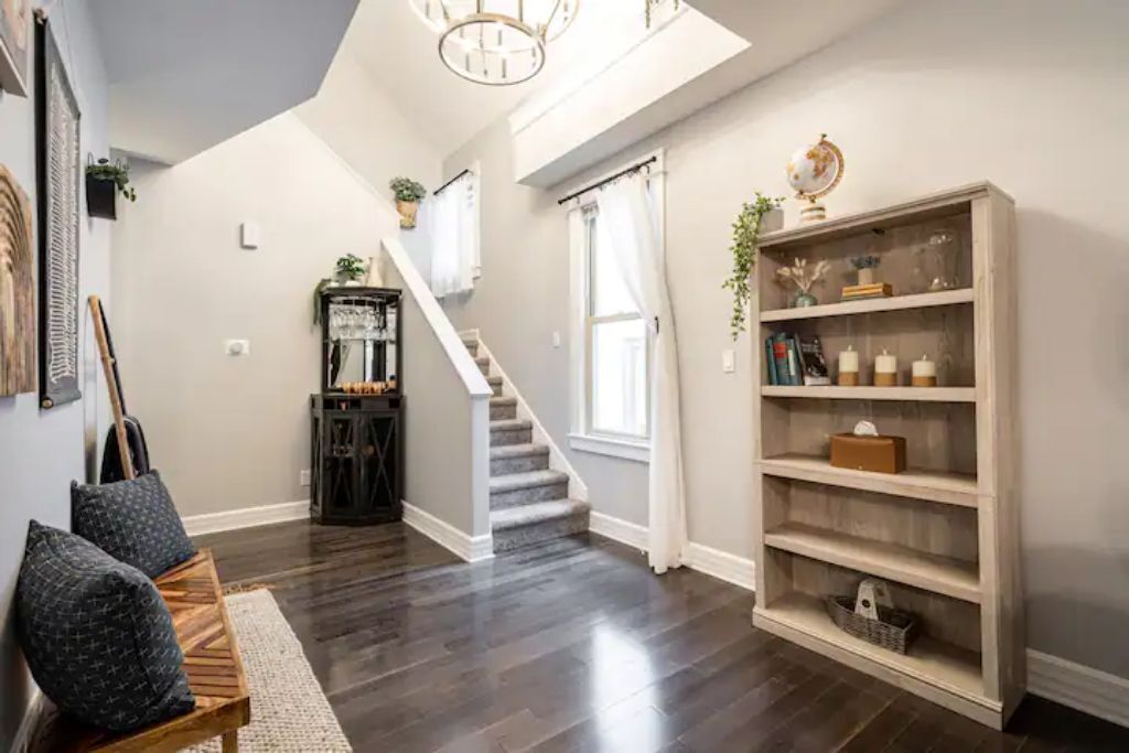 المنشأة من الداخل