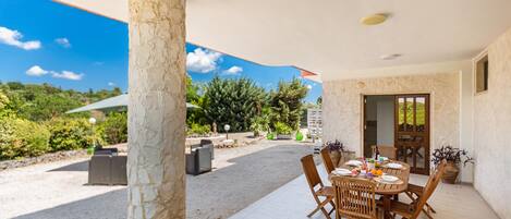 Restauration extérieure