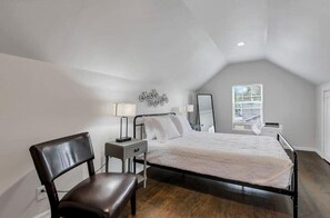 3 bedrooms, iron/ironing board, WiFi, bed sheets - The Little River Trails (South Lebanon)