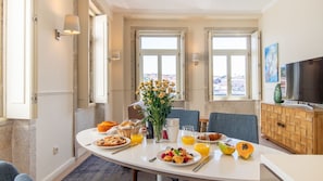 Dining - Blue Oporto Home River Front - Ribeira (Vila Nova de Gaia)