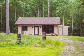 Exterior - Pet Friendly-Secluded-Fire Pit-300mbps internet (Brainerd)