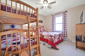 3 bedrooms, free WiFi, bed sheets